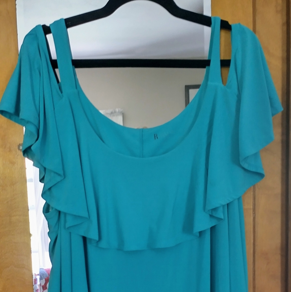 Roman's 30/32W Turquoise Cold-Shoulder Top